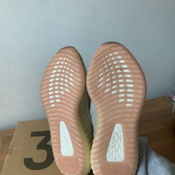 Yeezy Citrins Non Reflective Size 11.5 Mens - Picture 7 of 7